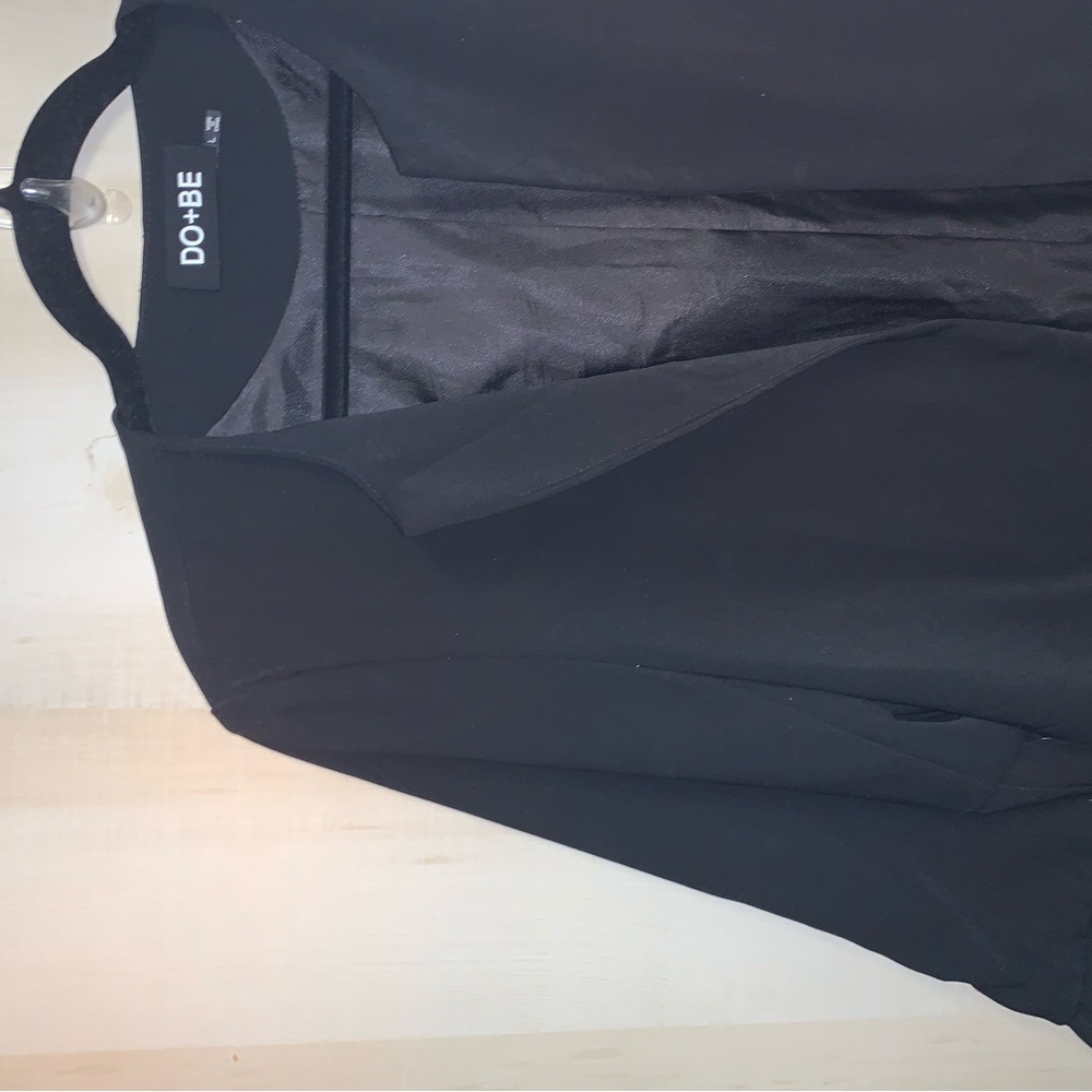 DO + BE Ruffle Classic Blazer Size Large - Picture 8 of 11